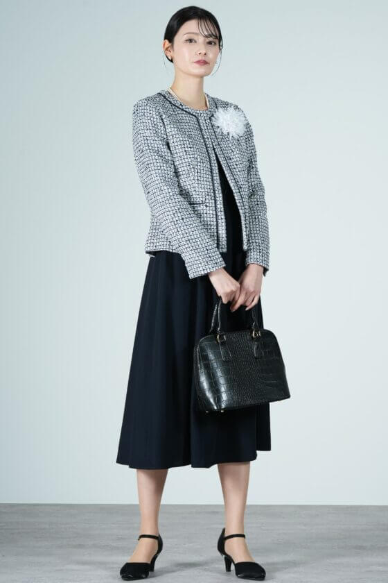 AIMER
ミックスツイード×ネイビーワンピースセット