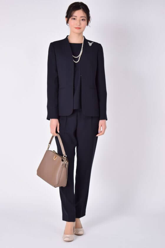 RIFANNE 東京ソワール
セットアップ品ありネイビーパンツスーツセット