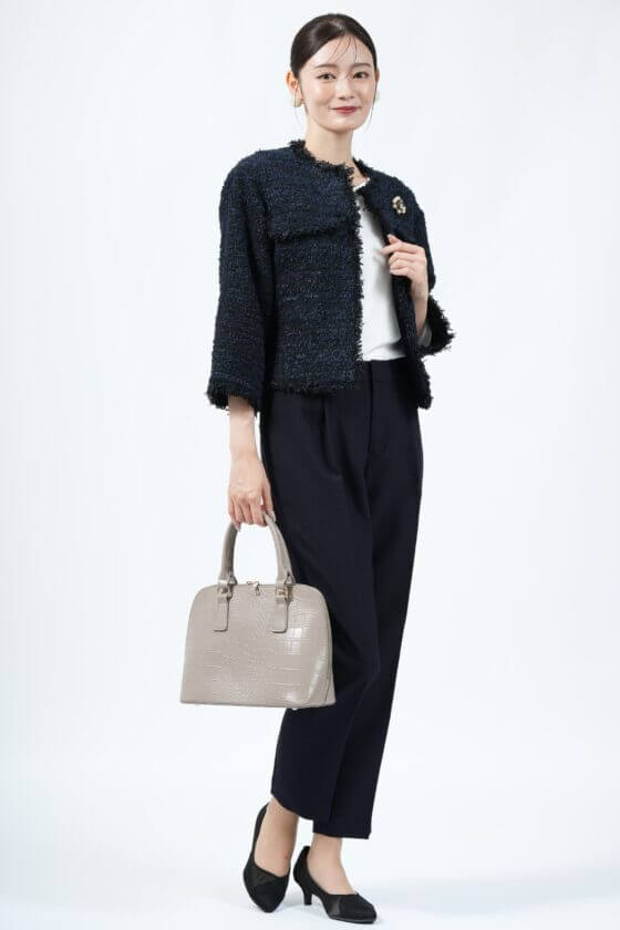 B:MING by BEAMS
リボンヤーンツイード×ネイビーパンツスーツセット
