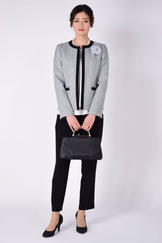 GENIESOIR東京ソワール
ツイードモノトーンパンツスーツセット