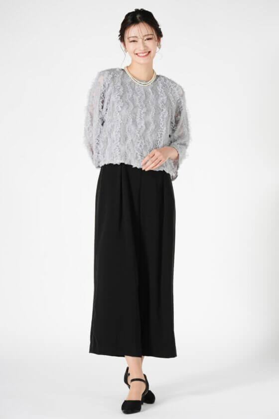 URBAN RESEARCH
カットジャガード切り替えミント×ブラックパンツドレス
