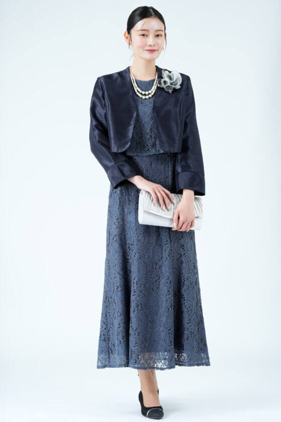 COCCOLUSSI 東京ソワール
シアー袖マーメイドラインネイビードレス