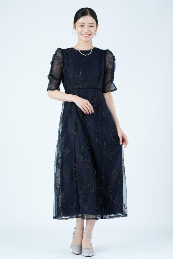 AIMER
ミストチュールフラワーラメ刺繍ネイビードレス
